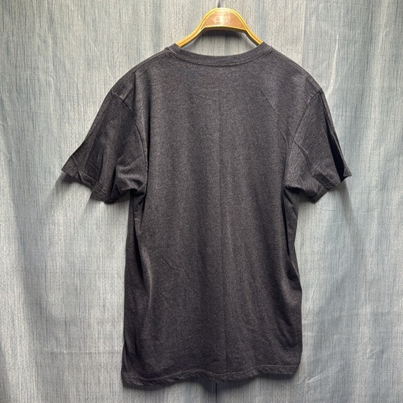 DC Short Sleeve Tee with Hawkman Graphic size medium - Picture 6 of 6